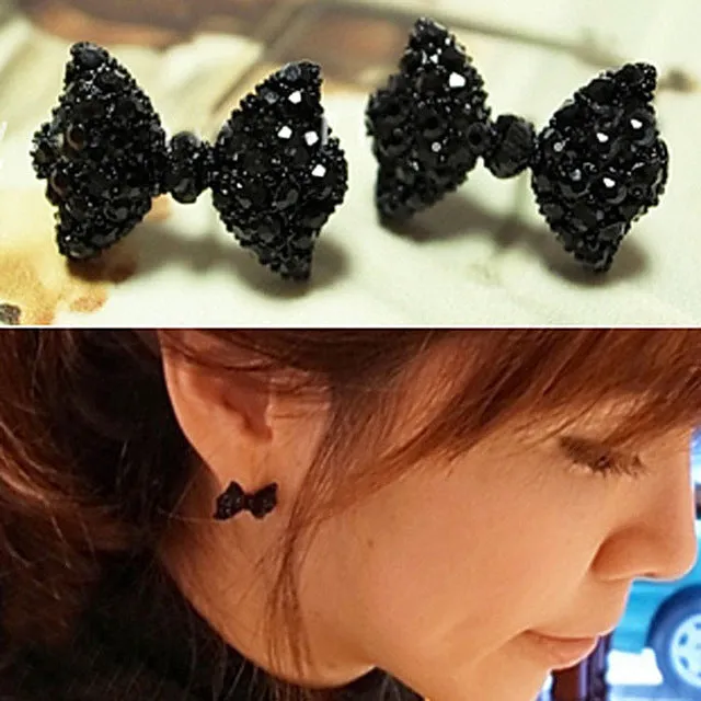 New Fashion Imitation Pearl Heart Crystal Flower Bow Leaf Angel Wings Geometry Stud Earrings for Women Jewelry Bijoux
